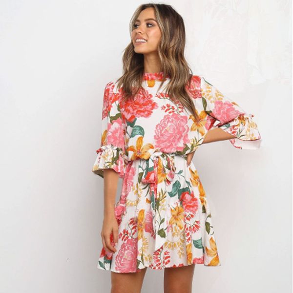 dresses summer 2021 new women's fashion lace up floral print ladies above knee casual o neck half sleeve mini short, Black;gray
dresses summer 2021 new women's fashion lace up floral print ladies above knee casual o neck half sleeve mini short, Black;gray