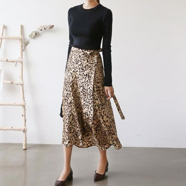 skirts plus size women skirt summer leopard print a lace-up elastic waist chiffon, Black
skirts plus size women skirt summer leopard print a lace-up elastic waist chiffon, Black