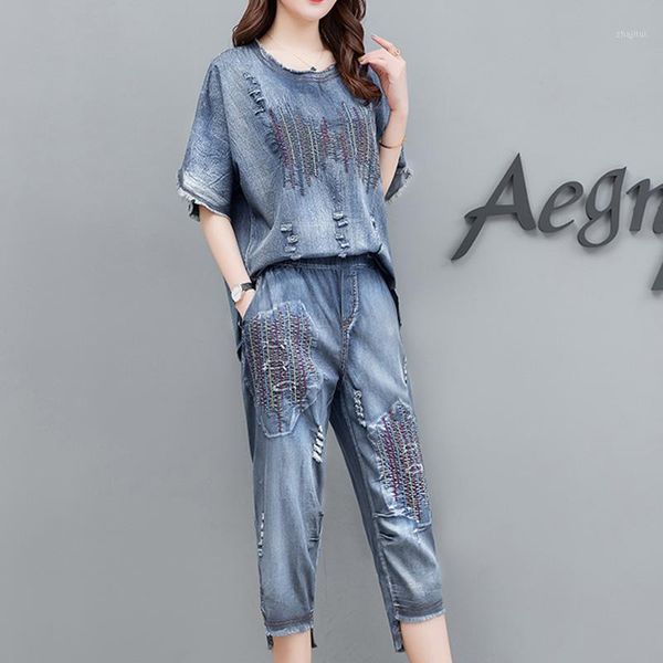 plus size women cowboy blue denim suit 2 piece set 2021 summer outfits embroidery and pant suits loose co-ord sets clothes two dress, White
plus size women cowboy blue denim suit 2 piece set 2021 summer outfits embroidery and pant suits loose co-ord sets clothes two dress, White