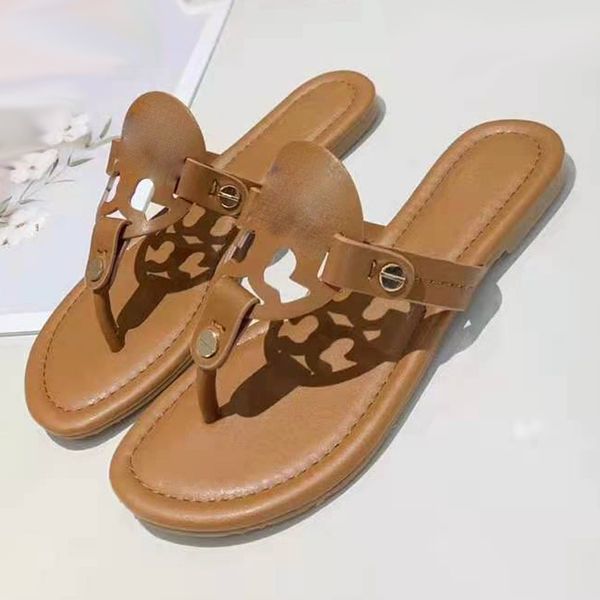 slippers sandals women low heel flat bottom leisure hollow out carved romanesque banquet leather button ribbon comfortable beach summer, Black
slippers sandals women low heel flat bottom leisure hollow out carved romanesque banquet leather button ribbon comfortable beach summer, Black