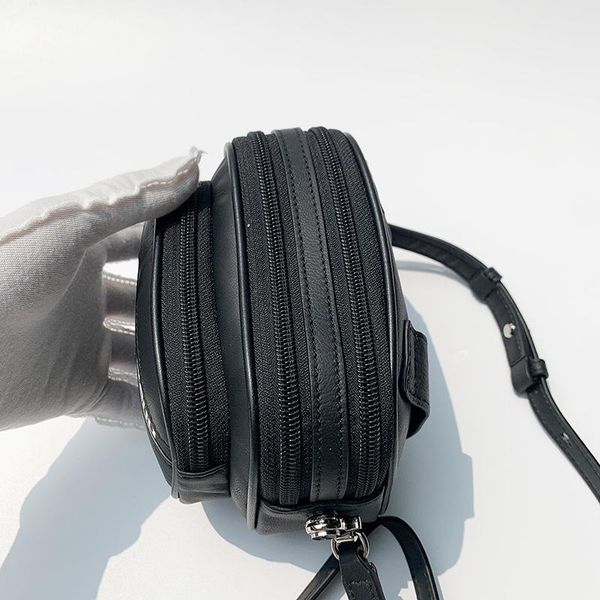 duffel bags quality luxury designer brand fashion classic letter camera bag sheep lady convenient skin sidebag a2
duffel bags quality luxury designer brand fashion classic letter camera bag sheep lady convenient skin sidebag a2