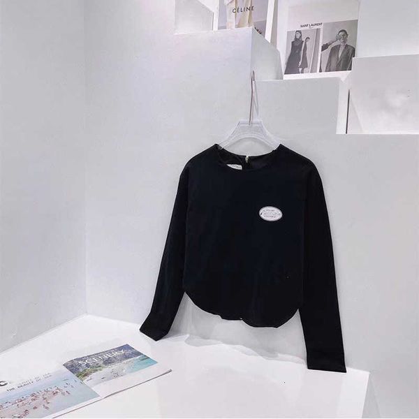 2021aw correct version early autumn trend net red design with back zipper long sleeve sweater, Black
2021aw correct version early autumn trend net red design with back zipper long sleeve sweater, Black