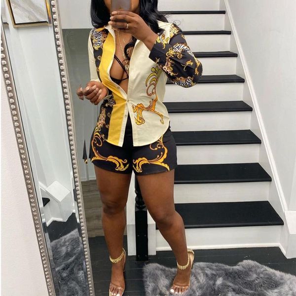 women's tracksuits 2021 commuter fashion casual ladies retro british autumn trend printed shorts shirt two piece set, Gray 
women's tracksuits 2021 commuter fashion casual ladies retro british autumn trend printed shorts shirt two piece set, Gray