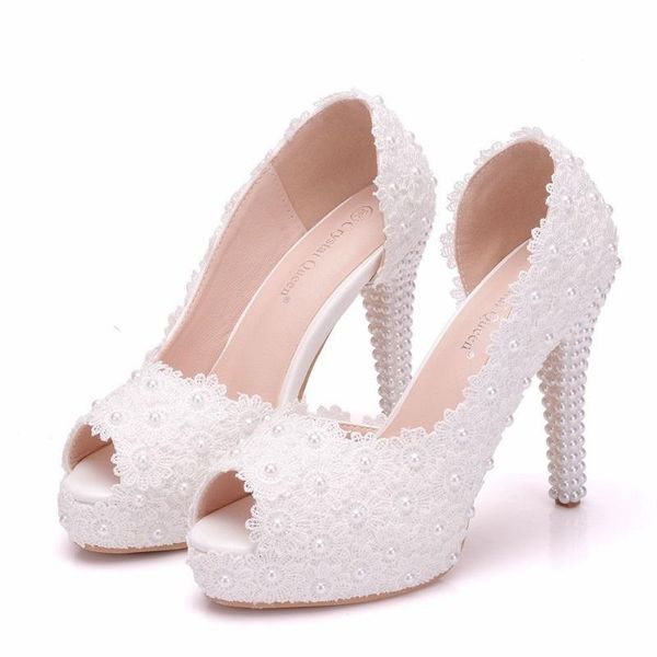 spring white lace flower stiletto bridal wedding shoes fish mouth side empty banquet dress large size female sandals, Black
spring white lace flower stiletto bridal wedding shoes fish mouth side empty banquet dress large size female sandals, Black