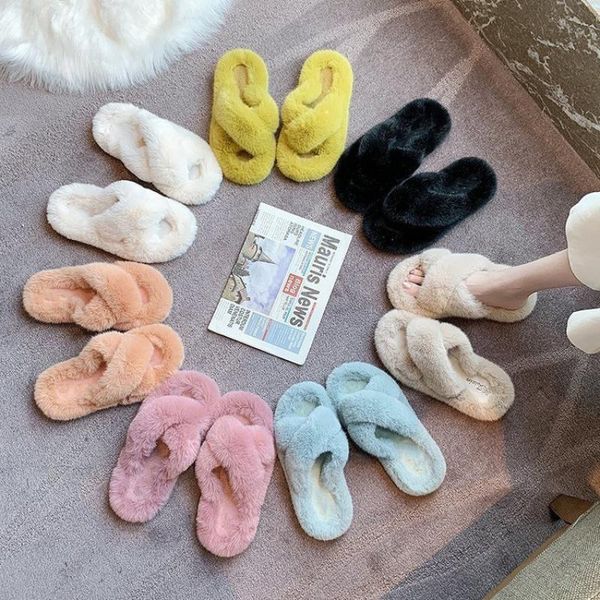 slippers ladies high imitation mink leather fluffy fur warm and fashionable artificial flat cross, Black
slippers ladies high imitation mink leather fluffy fur warm and fashionable artificial flat cross, Black