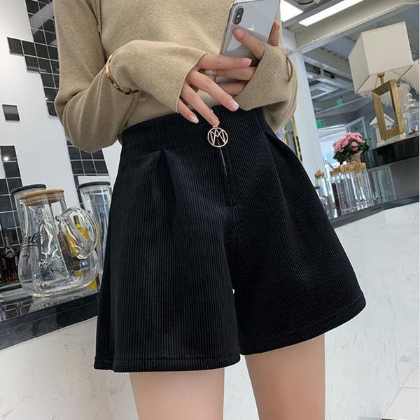 women's shorts 2021 women short pant female casual all-match loose solid soft cotton leisure workout ladies high waist pants q26, White;black
women's shorts 2021 women short pant female casual all-match loose solid soft cotton leisure workout ladies high waist pants q26, White;black