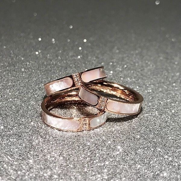 design jewelry korean simple inlaid with haoshi three diamond mother shell rose titanium steel color gold girl friend ring for men and women, Silver
design jewelry korean simple inlaid with haoshi three diamond mother shell rose titanium steel color gold girl friend ring for men and women, Silver
