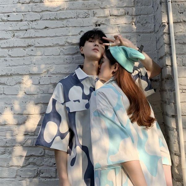 men's casual shirts us size summer short-sleeved women's fashion printed men streetwear korean loose couple tee, White;black
men's casual shirts us size summer short-sleeved women's fashion printed men streetwear korean loose couple tee, White;black