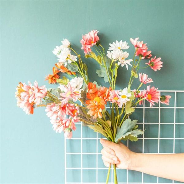 heads artificial sunflower bouquet branch wedding home decoration simulation plants fake flower diy scrapbooking supplies decorative flowers
heads artificial sunflower bouquet branch wedding home decoration simulation plants fake flower diy scrapbooking supplies decorative flowers