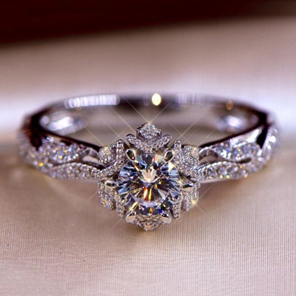 fashion elegant rose flower rings for women hollow flowers dazzling zircon ring classic anniversary delicate wedding, Slivery;golden
fashion elegant rose flower rings for women hollow flowers dazzling zircon ring classic anniversary delicate wedding, Slivery;golden