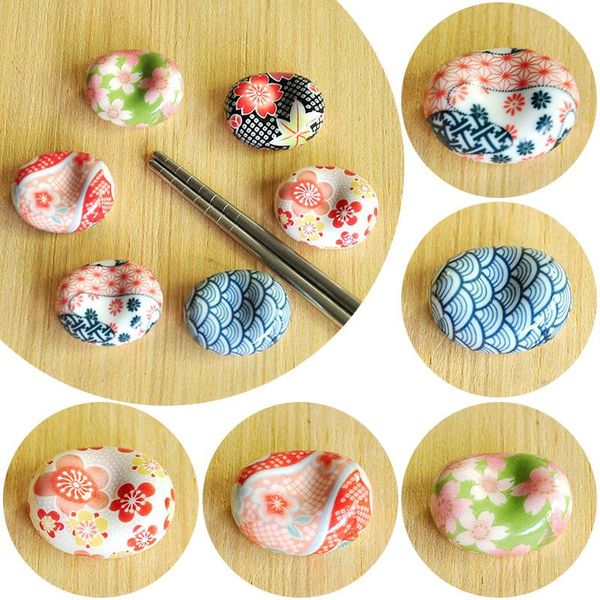 chopsticks 1pcs oval ceramic holder japanese kitchen pillow chopstick rest cute tableware
chopsticks 1pcs oval ceramic holder japanese kitchen pillow chopstick rest cute tableware