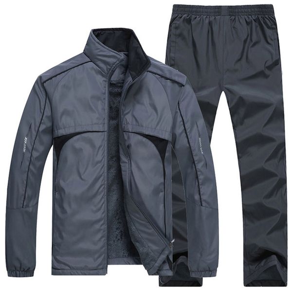 men's hoodies & sweatshirts set winter warm fleece liner tracksuit men 2 pieces sporting suit fur jackets+pants sportswear male clothin, Black
men's hoodies & sweatshirts set winter warm fleece liner tracksuit men 2 pieces sporting suit fur jackets+pants sportswear male clothin, Black