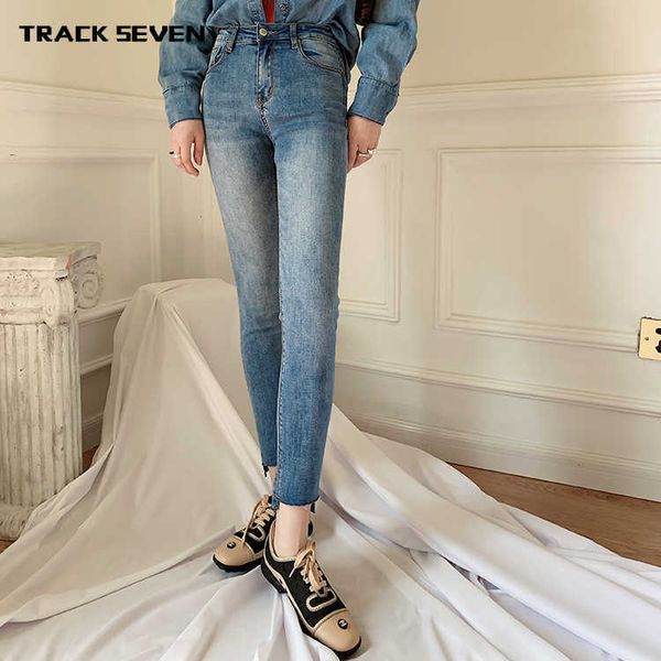 fashion jeans trackseven spring korean version simple light color high waist elastic leggings, Blue
fashion jeans trackseven spring korean version simple light color high waist elastic leggings, Blue