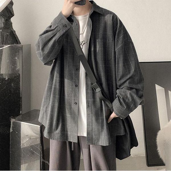 hong kong style retro plaid shirt men loose long-sleeved korean fashion ruffian thin coat with japanese-style men's t-shirts, White;black
hong kong style retro plaid shirt men loose long-sleeved korean fashion ruffian thin coat with japanese-style men's t-shirts, White;black
