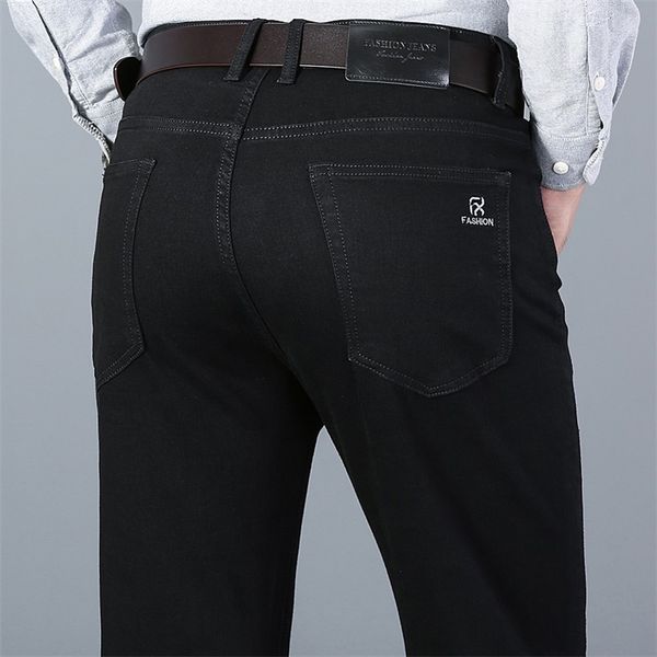 2021 autumn new men's pure black business jeans classic style regular fit stretch denim pants fashion casual brand trousers 210331, Blue
2021 autumn new men's pure black business jeans classic style regular fit stretch denim pants fashion casual brand trousers 210331, Blue