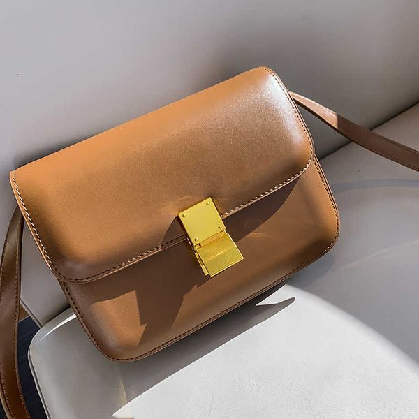 autumn and winter versatile box hand rubbing toothpick beancurd bag women's single shoulder messenger bag purse
autumn and winter versatile box hand rubbing toothpick beancurd bag women's single shoulder messenger bag purse