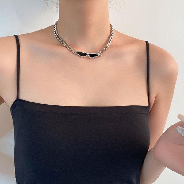chokers cool sunglasses design pendant disco necklace ins men and women with hip-hop personality clavicle chain, Golden;silver
chokers cool sunglasses design pendant disco necklace ins men and women with hip-hop personality clavicle chain, Golden;silver
