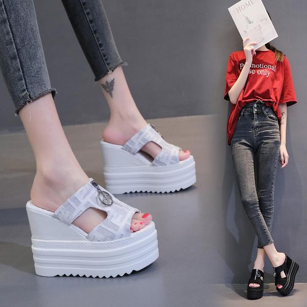 dress shoes sandals women's 2021 tide online celebrity zipper fairy wind slope with thick bottom summer leisure wild super fire slipper, Black 
dress shoes sandals women's 2021 tide online celebrity zipper fairy wind slope with thick bottom summer leisure wild super fire slipper, Black