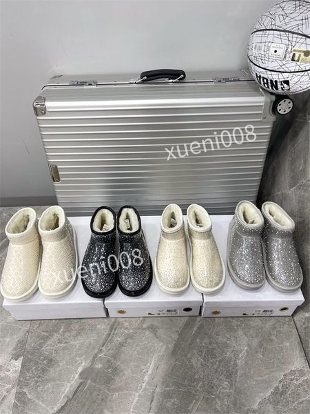 2021 women designer boots knitted stretch martin black leather knight women short boot design casual shoes luxurys yx211002
2021 women designer boots knitted stretch martin black leather knight women short boot design casual shoes luxurys yx211002