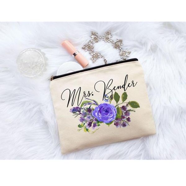 gift wrap purple flowers team bride makeup bag custom mrs bridesmaid make up bags bridal shower decor wedding cosmetic wash
gift wrap purple flowers team bride makeup bag custom mrs bridesmaid make up bags bridal shower decor wedding cosmetic wash