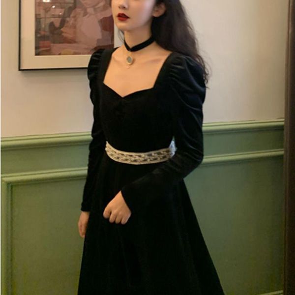casual dresses black velvet midi dress women 2021 autumn french vintage evening party female retro long sleeve one piece korea chic, Black;gray
casual dresses black velvet midi dress women 2021 autumn french vintage evening party female retro long sleeve one piece korea chic, Black;gray