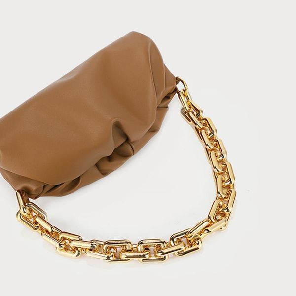 evening bags 2021 luxurious big gold chain handbag classic style cowhide leather crossbody bag fashion shoulder cloud hand 5 colors
evening bags 2021 luxurious big gold chain handbag classic style cowhide leather crossbody bag fashion shoulder cloud hand 5 colors