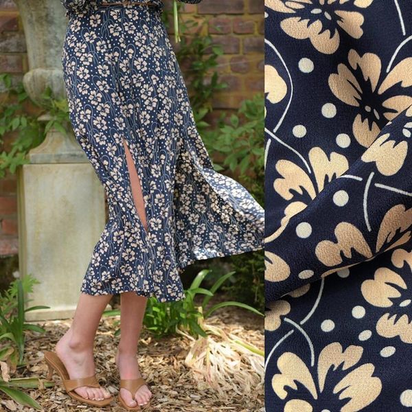 skirts women's floral midi split zipper 100% silk soft jupe 2021 spring summer, Black
skirts women's floral midi split zipper 100% silk soft jupe 2021 spring summer, Black