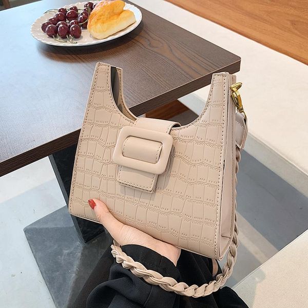 evening bags designer fashion stone pattern crossbody shoulder for women 2021 solid color leather handbags female travel square bag
evening bags designer fashion stone pattern crossbody shoulder for women 2021 solid color leather handbags female travel square bag