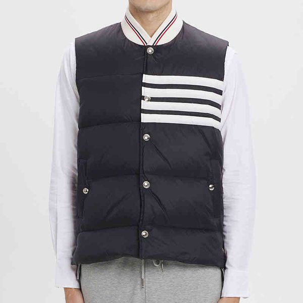tb 2021 thom fashion brand coats men loose short et striped solid down vt casual thick winter clothing, Black;white
tb 2021 thom fashion brand coats men loose short et striped solid down vt casual thick winter clothing, Black;white