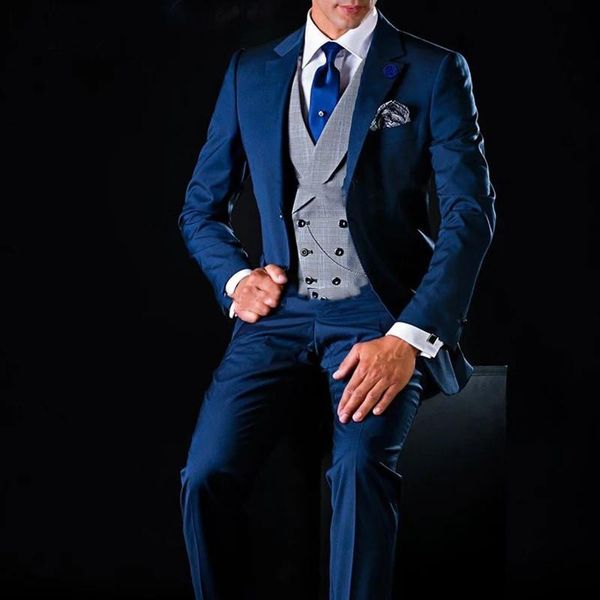 men's suits & blazers 2021 formal wedding tuxedo for groom 3 piece custom business men male fashion blue jacket pants with gray waistco, White;black
men's suits & blazers 2021 formal wedding tuxedo for groom 3 piece custom business men male fashion blue jacket pants with gray waistco, White;black