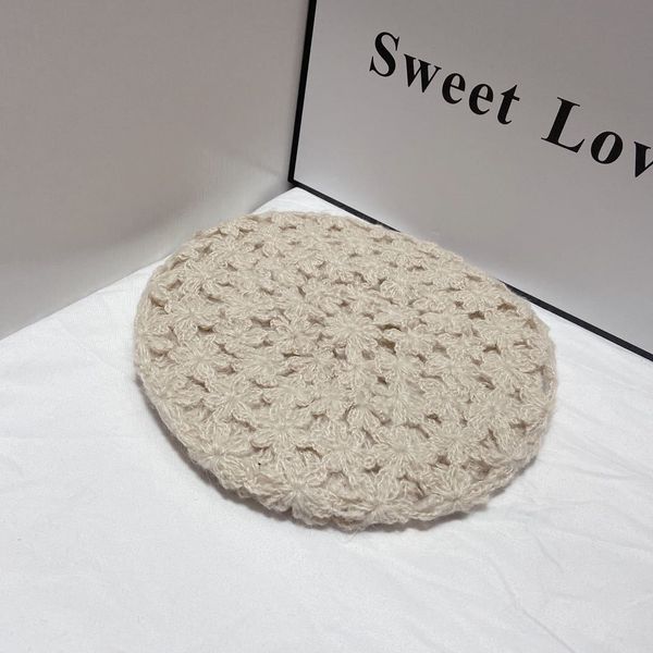 autumn and winter elegant hook flower double-layer beret sweet little fresh painter hat warm versatile black friday deals, Blue;gray
autumn and winter elegant hook flower double-layer beret sweet little fresh painter hat warm versatile black friday deals, Blue;gray