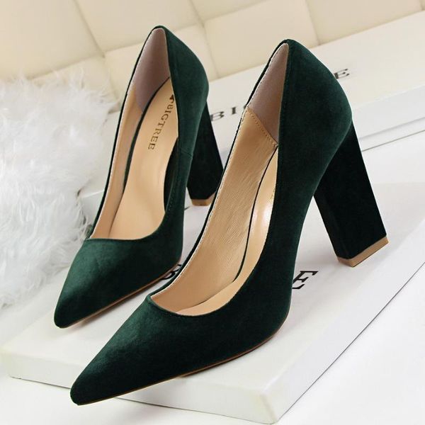 dress shoes women pumps retro high 9.5cm thick heels 2108 woman female flock, Black
dress shoes women pumps retro high 9.5cm thick heels 2108 woman female flock, Black