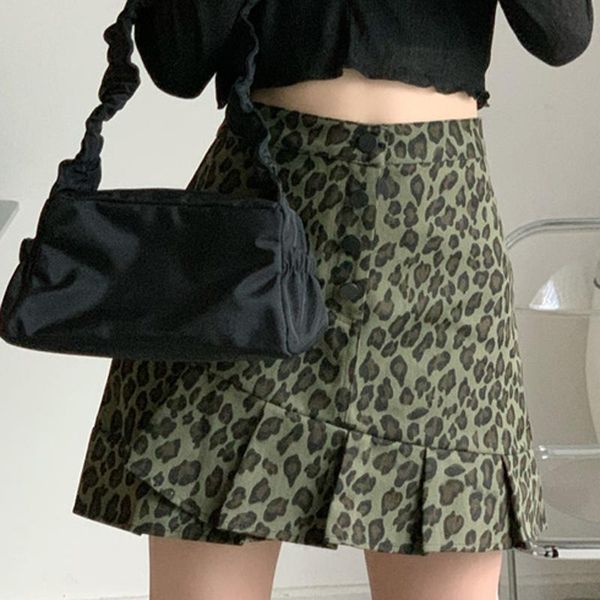 skirts green ruffles slim a-line mini skirt simple leopard women short casual streetwear retro, Black
skirts green ruffles slim a-line mini skirt simple leopard women short casual streetwear retro, Black
