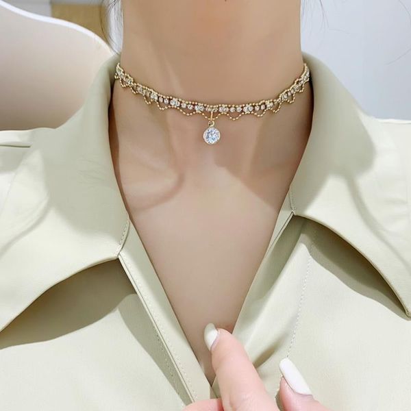chokers xiaoboacc korean fashion necklace for women 2021 single zircon lace elegant clavicle neck chain, Golden;silver
chokers xiaoboacc korean fashion necklace for women 2021 single zircon lace elegant clavicle neck chain, Golden;silver