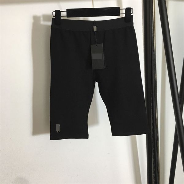 2021 spring and summer new embroidery letter elastic waist stretch slim fit shorts yoga bodybuilding pants, Black
2021 spring and summer new embroidery letter elastic waist stretch slim fit shorts yoga bodybuilding pants, Black