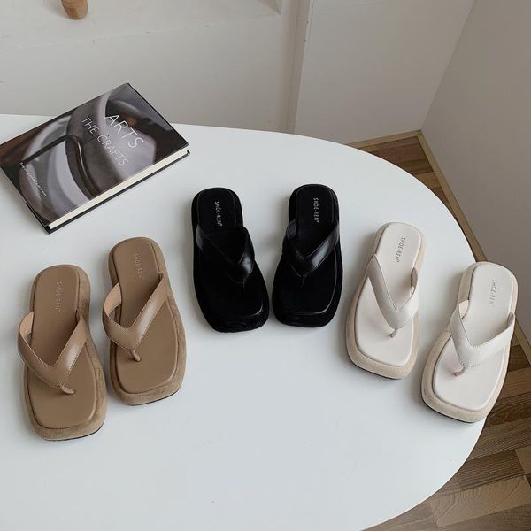 slippers female shoes house platform luxury slides low rubber flip flops 2021 designer hawaiian flat rome hoof heels pu fabric, Black
slippers female shoes house platform luxury slides low rubber flip flops 2021 designer hawaiian flat rome hoof heels pu fabric, Black