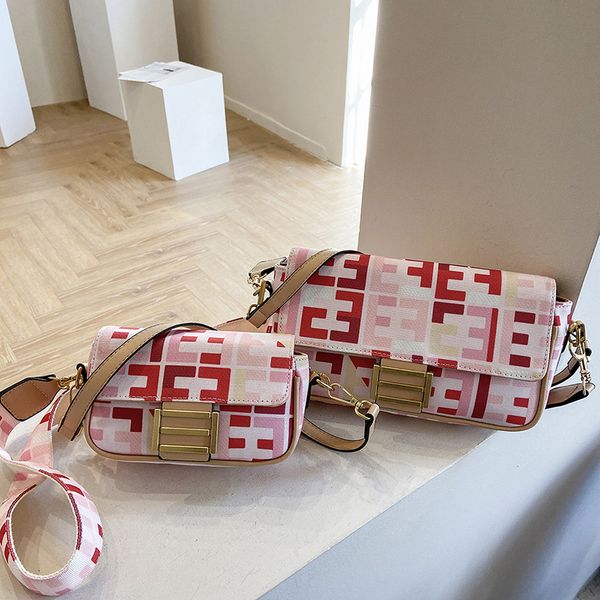 luxury handbags new women's in spring and summer candy colorful pink french stick denim soft leather embroidery one shoulder slant cros
luxury handbags new women's in spring and summer candy colorful pink french stick denim soft leather embroidery one shoulder slant cros