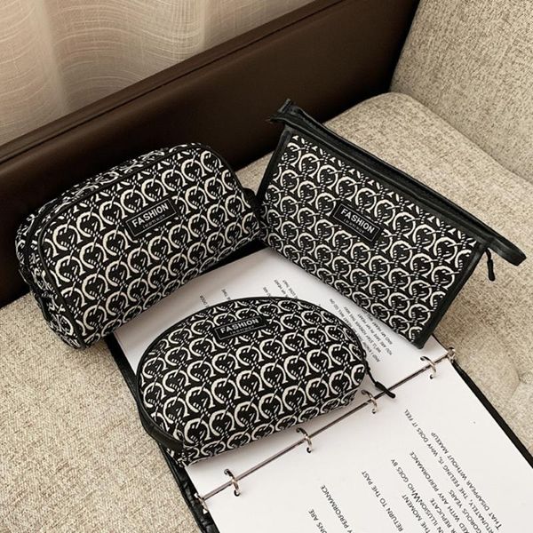 cosmetic bags & cases large women bag zipper make up travel washing makeup organizer beauty case
cosmetic bags & cases large women bag zipper make up travel washing makeup organizer beauty case
