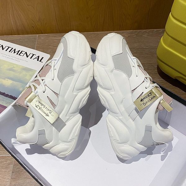 dress shoes 2021 fashion leather sneakers women men platform chunky white black trainers footwear woman vulcanize cmd0
dress shoes 2021 fashion leather sneakers women men platform chunky white black trainers footwear woman vulcanize cmd0