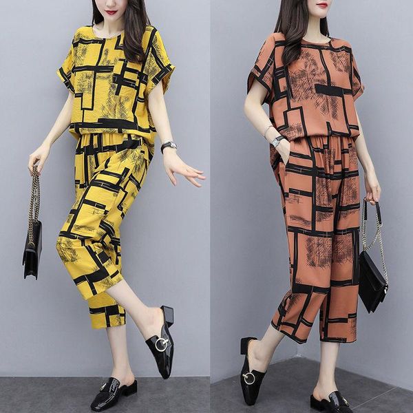 women's two piece pants 2021 women spring summer casual middle-aged suit female short-sleeve wide leg pant 2 pcs set lady plus size e8, White
women's two piece pants 2021 women spring summer casual middle-aged suit female short-sleeve wide leg pant 2 pcs set lady plus size e8, White