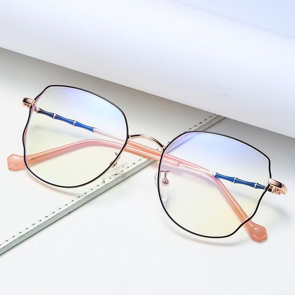 fashion sunglasses frames exquisite literary glasses personality metal flat mirror men and women can be equipped with myopia frame., Black
fashion sunglasses frames exquisite literary glasses personality metal flat mirror men and women can be equipped with myopia frame., Black