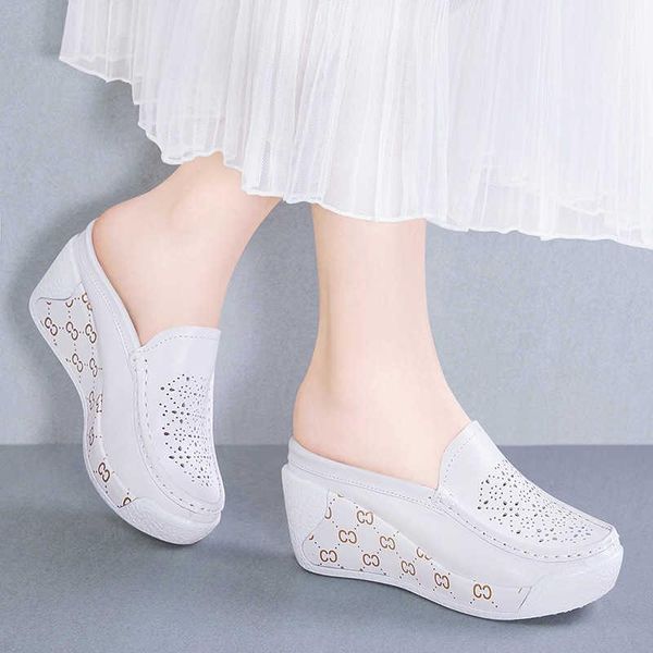 dress shoes hollow out leather muffin thick soled 's mother korean slope heel waterproof platform rocking women's, Black
dress shoes hollow out leather muffin thick soled 's mother korean slope heel waterproof platform rocking women's, Black