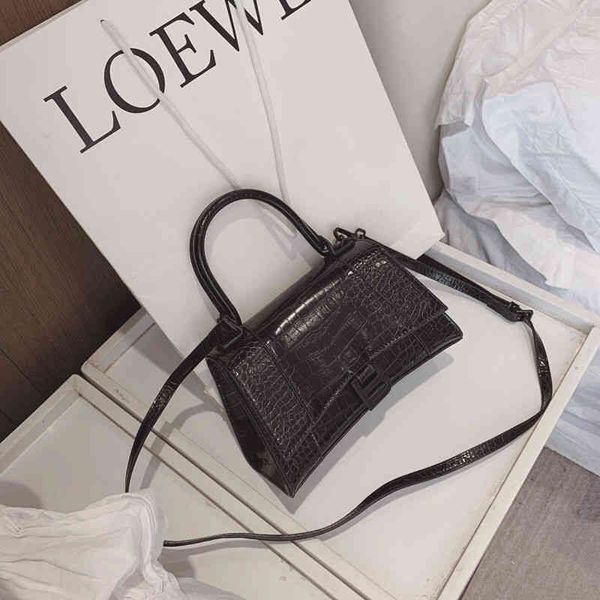classic women balencaigass bags star fierce bear bag crocodile hourglass family b minority design women's 2022 fashion trend
classic women balencaigass bags star fierce bear bag crocodile hourglass family b minority design women's 2022 fashion trend