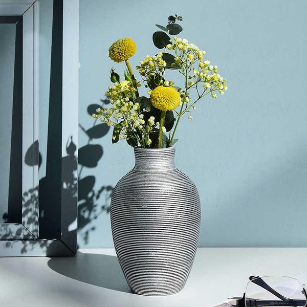 vases vase wedding black flower-pot tableiron-art living-room-decor ceramics minimalism-style
vases vase wedding black flower-pot tableiron-art living-room-decor ceramics minimalism-style