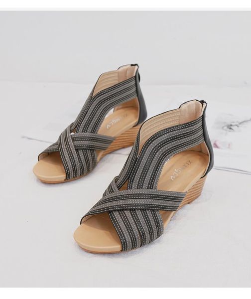 store 2021 women sandals fashion thick heel peep toe women's shoes mesh breathable ladies plus size girls summer sand, Black
store 2021 women sandals fashion thick heel peep toe women's shoes mesh breathable ladies plus size girls summer sand, Black