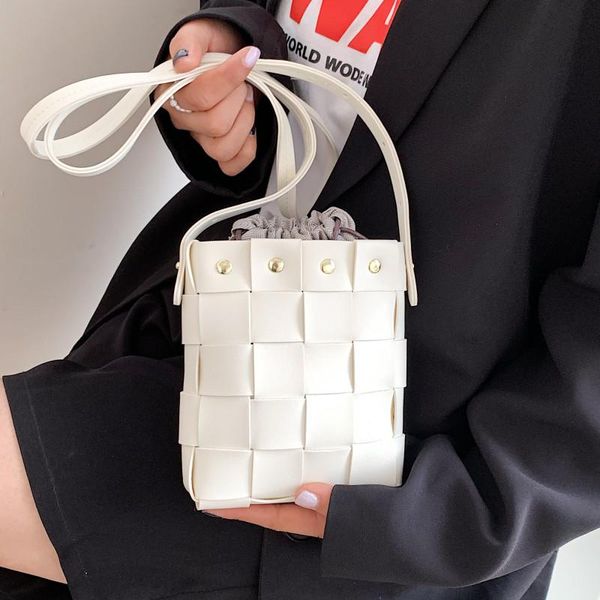 evening bags unique weave shoulder for women luxury small leather crossbody bag rivet woven handbags ladies summer casual messenger
evening bags unique weave shoulder for women luxury small leather crossbody bag rivet woven handbags ladies summer casual messenger