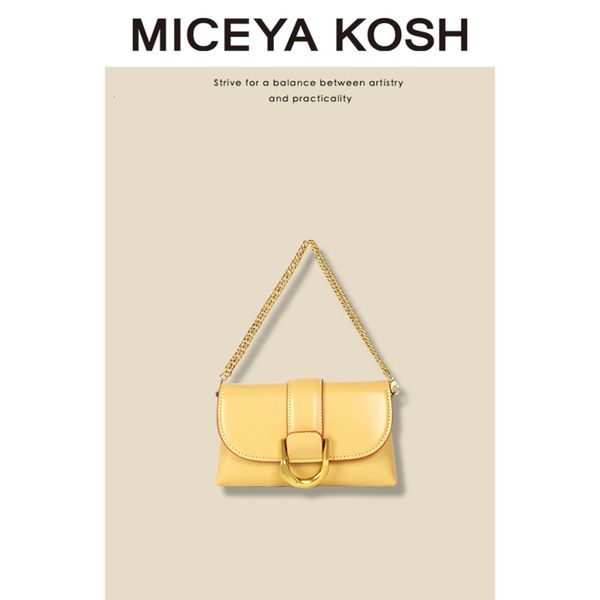 vintage waist bag fashion horseshoe buckle single shoulder minority women's diagonal chain armpit
vintage waist bag fashion horseshoe buckle single shoulder minority women's diagonal chain armpit