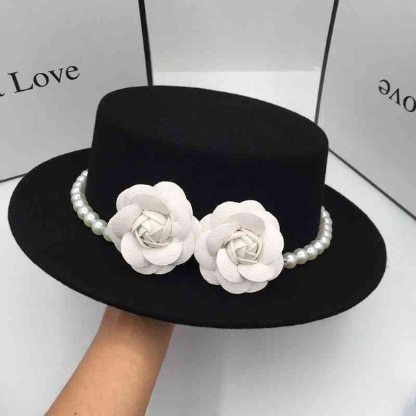 berets winter wool black an aristocratic temperament flat hat with flowers and pearls for women cap waew, Blue;gray
berets winter wool black an aristocratic temperament flat hat with flowers and pearls for women cap waew, Blue;gray