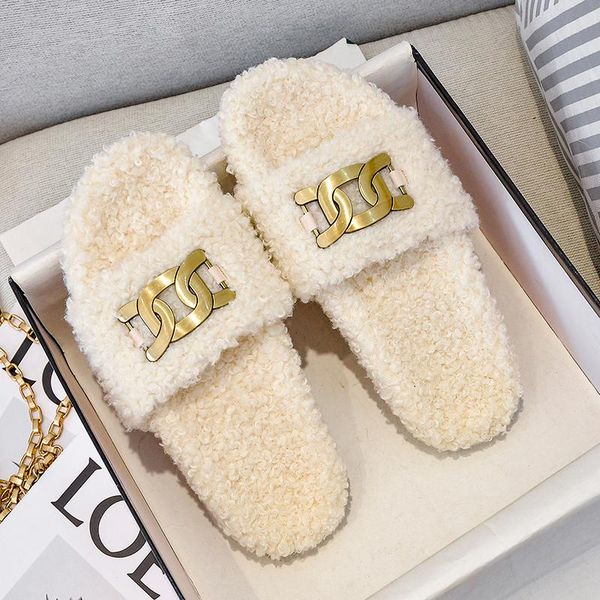 slippers winter 2021 warm women's shoes fashion design plush outer wear and indoor metal flat large size 41-42, Black
slippers winter 2021 warm women's shoes fashion design plush outer wear and indoor metal flat large size 41-42, Black