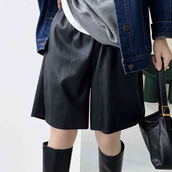yeeloca autumn pu leather women's casual high waist slimming cropped trousers korean outerwear loose straight shorts 210304, White;black
yeeloca autumn pu leather women's casual high waist slimming cropped trousers korean outerwear loose straight shorts 210304, White;black